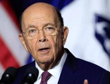 Υπουργός Εμπορίου ΗΠΑ: «Ο Τσίπρας είναι σαφώς υπέρ της Αμερικής, όπως κι εμείς σαφώς υπέρ της Ελλάδας»